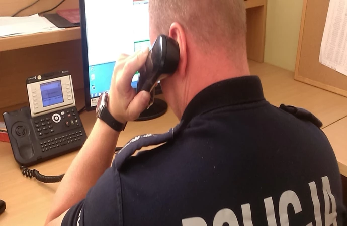 {Dzięki szybkiej reakcji świadków policjanci pomogli dwóm seniorkom, które błąkały się po ulicach Ełku.}