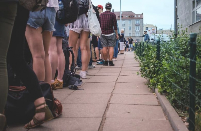 {Jak podaje ZUS, rośnie liczba cudzoziemców legalnie zatrudnionych w Polsce oraz na Warmii i Mazurach.}